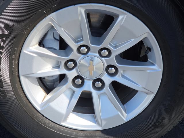 Used 2021 Chevrolet Silverado 1500 LT AWD/4WD image 8