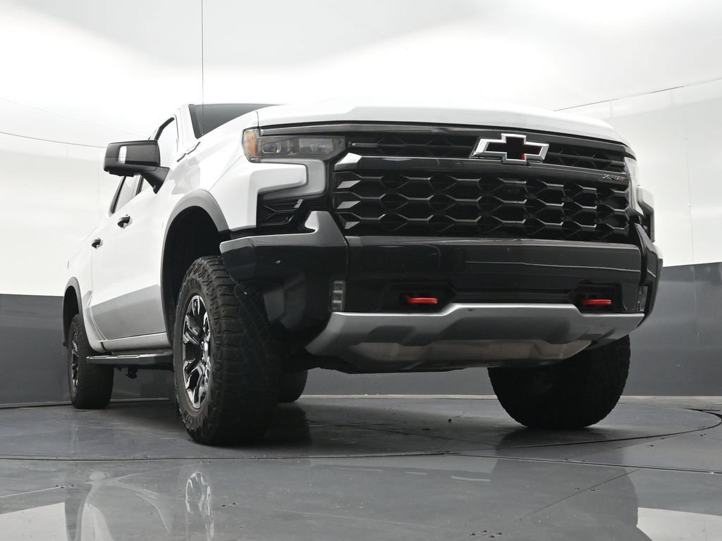 Used 2024 Chevrolet Silverado 1500 ZR2 w/ Technology Package AWD/4WD image 30