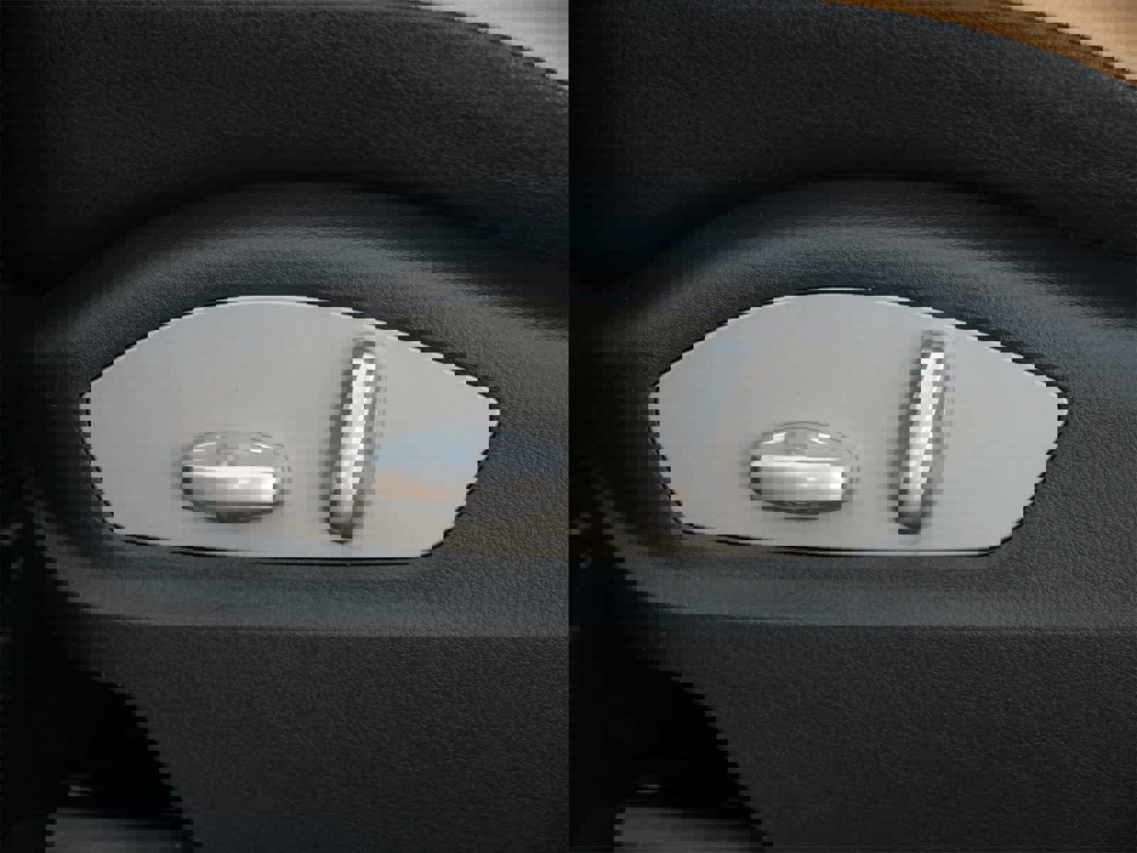 Used 2014 Porsche Cayenne Diesel Platinum Edition image 10