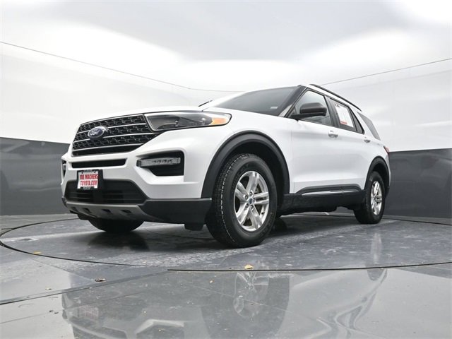 Used 2023 Ford Explorer XLT w/ Equipment Group 202A image 29