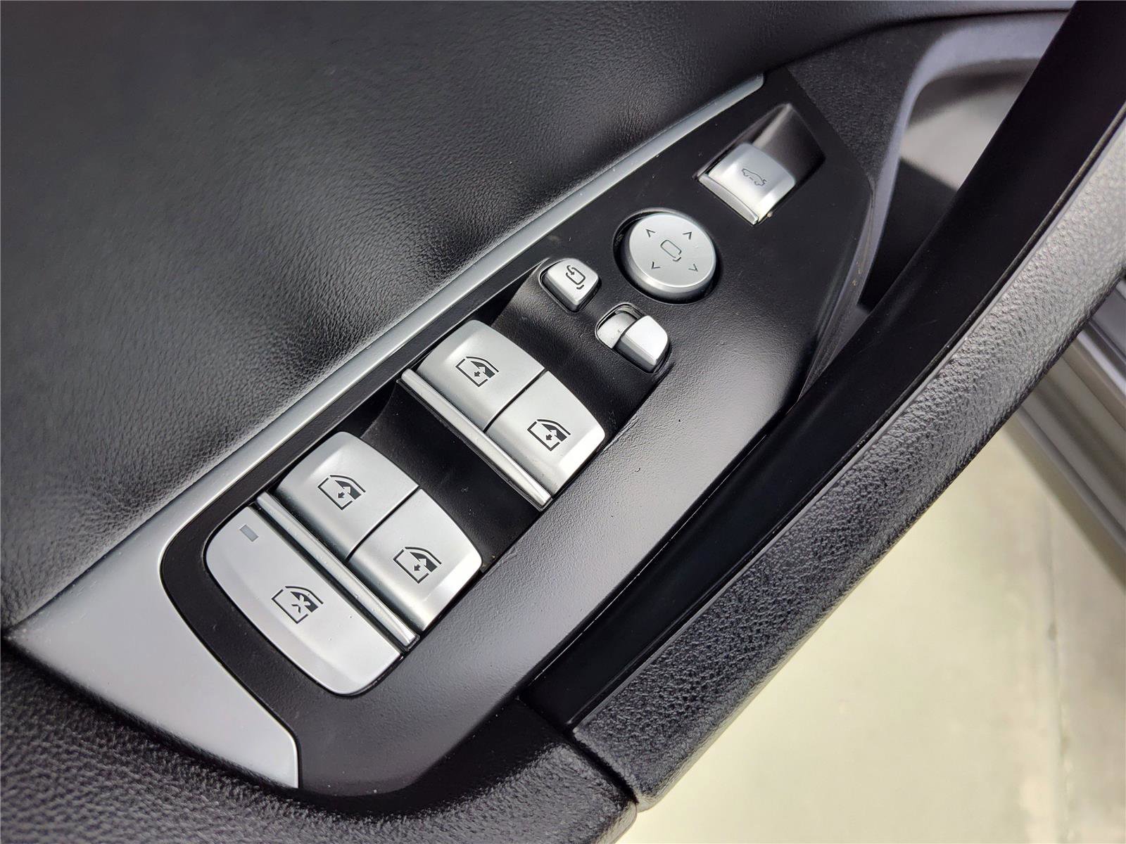 Used 2024 BMW X3 sDrive30i image 17