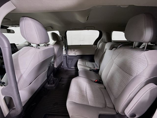 Used 2022 Toyota Sienna LE image 20