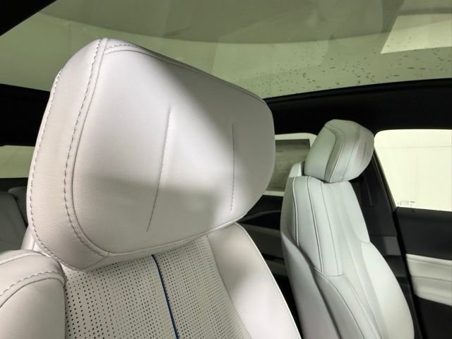 New 2026 Cadillac Lyriq Sport RWD image 35