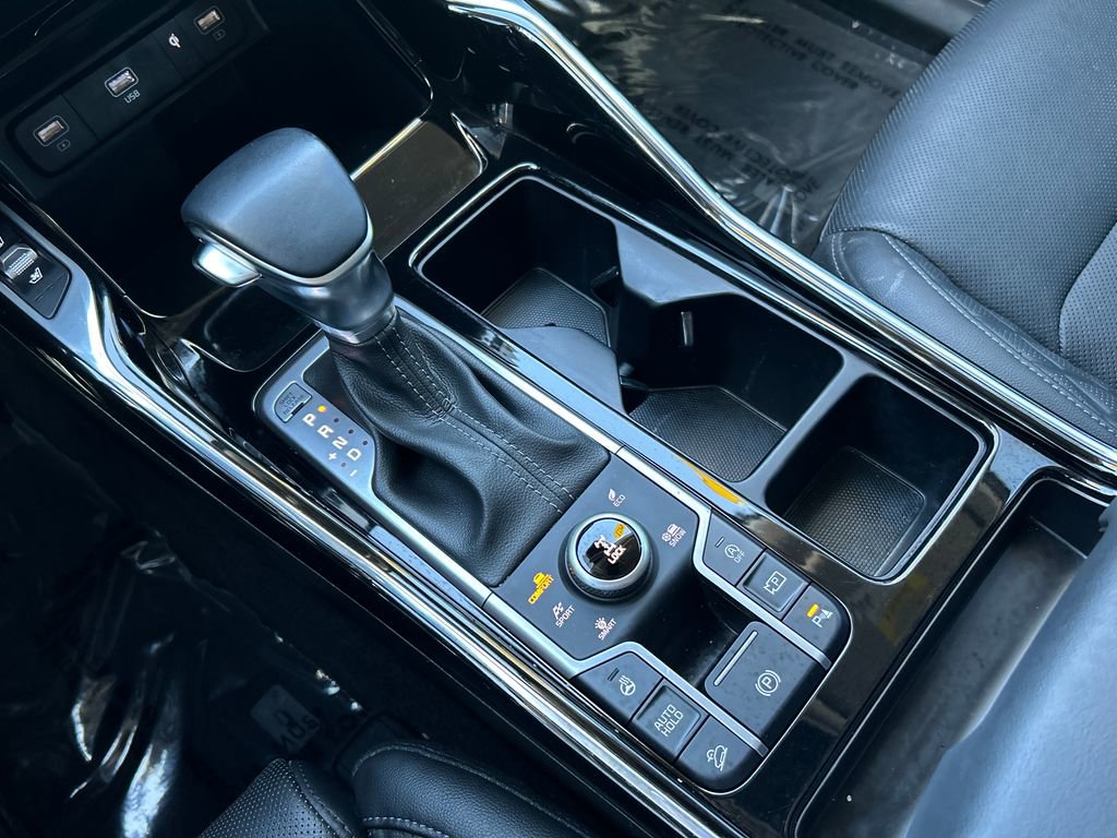 Used 2023 Kia Sorento SX Prestige AWD/4WD image 16