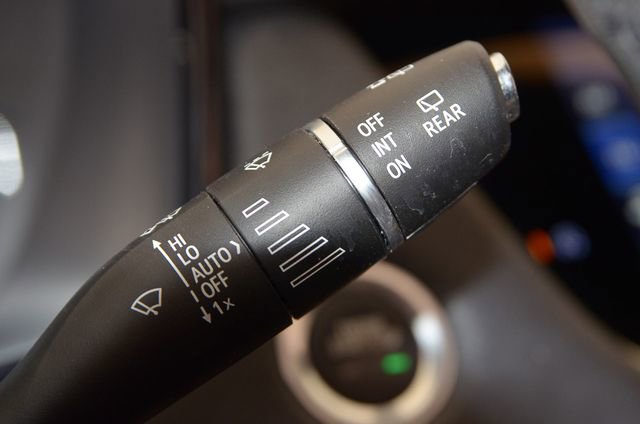 Used 2024 Cadillac XT5 Premium Luxury image 30