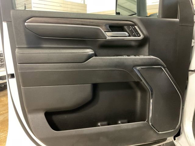 Used 2024 Chevrolet Silverado 2500 LTZ image 19