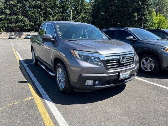 Used 2017 Honda Ridgeline RTL-T image 2