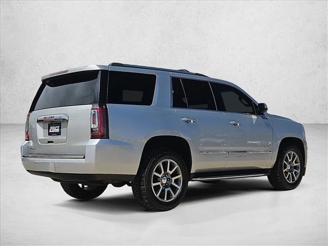 Used 2017 GMC Yukon Denali AWD/4WD image 5