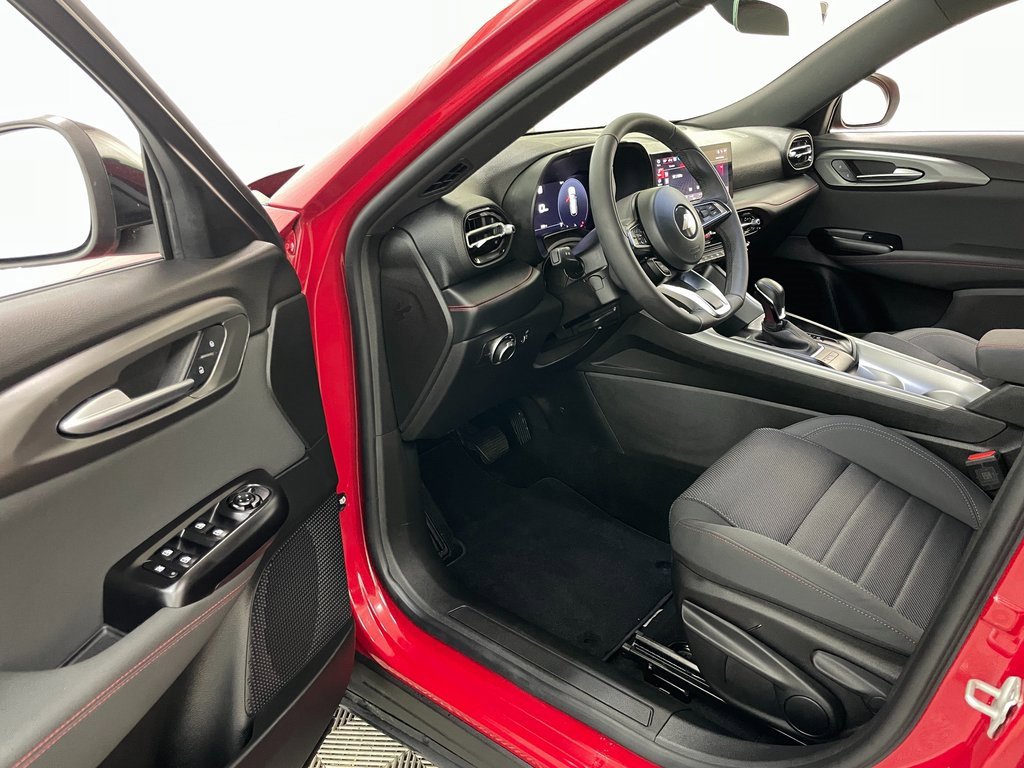 Used 2024 Dodge Hornet GT w/ GT Blacktop Package image 18