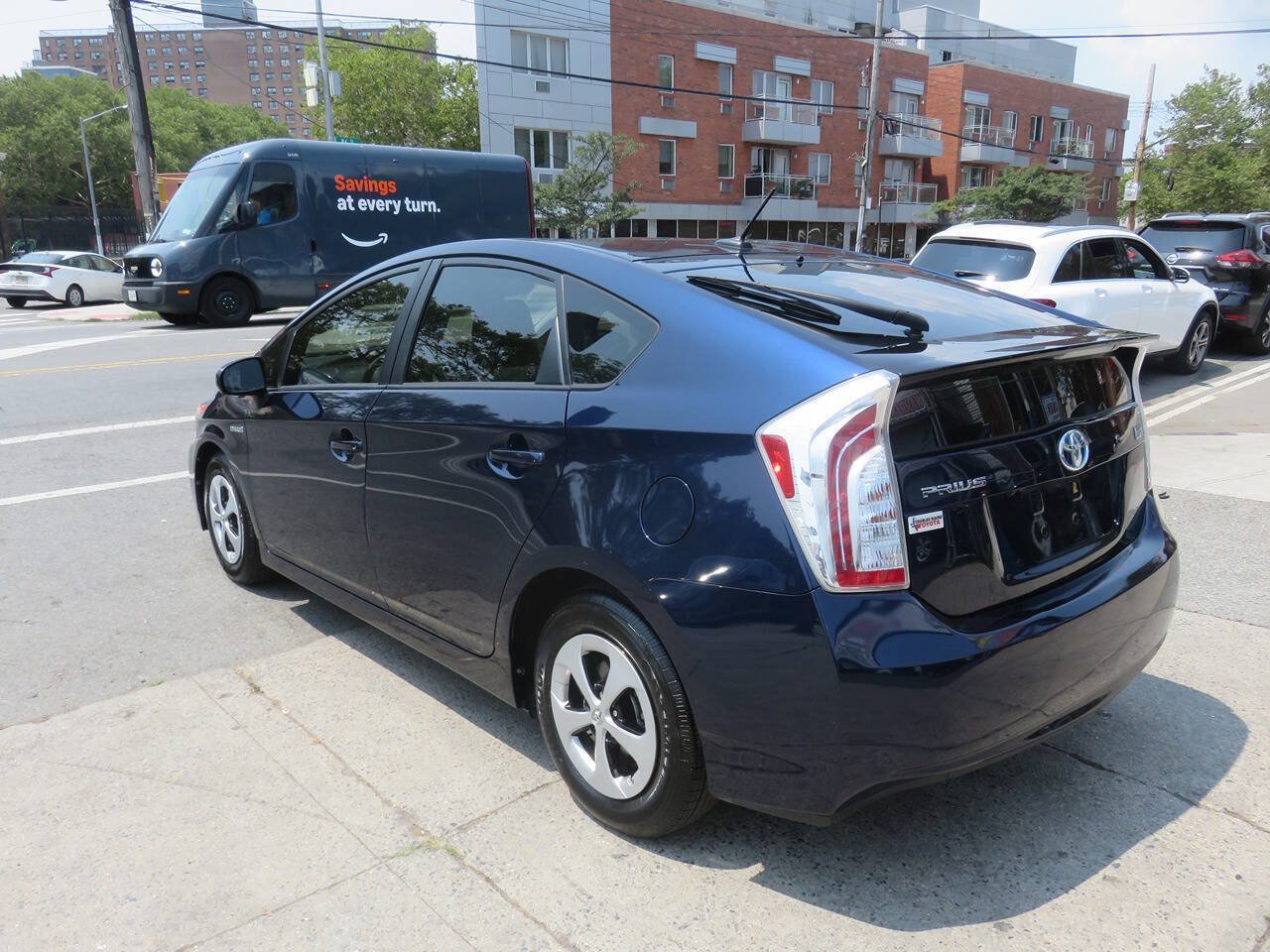 Used 2013 Toyota Prius Three FWD image 5