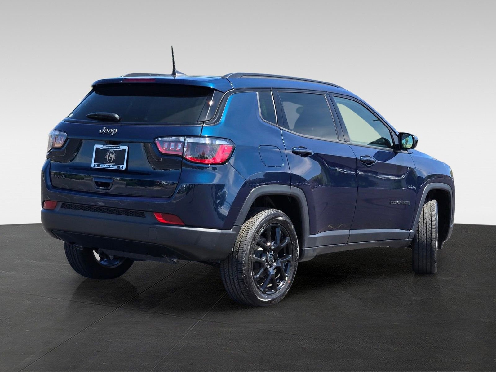New 2026 Jeep Compass Latitude AWD/4WD image 4