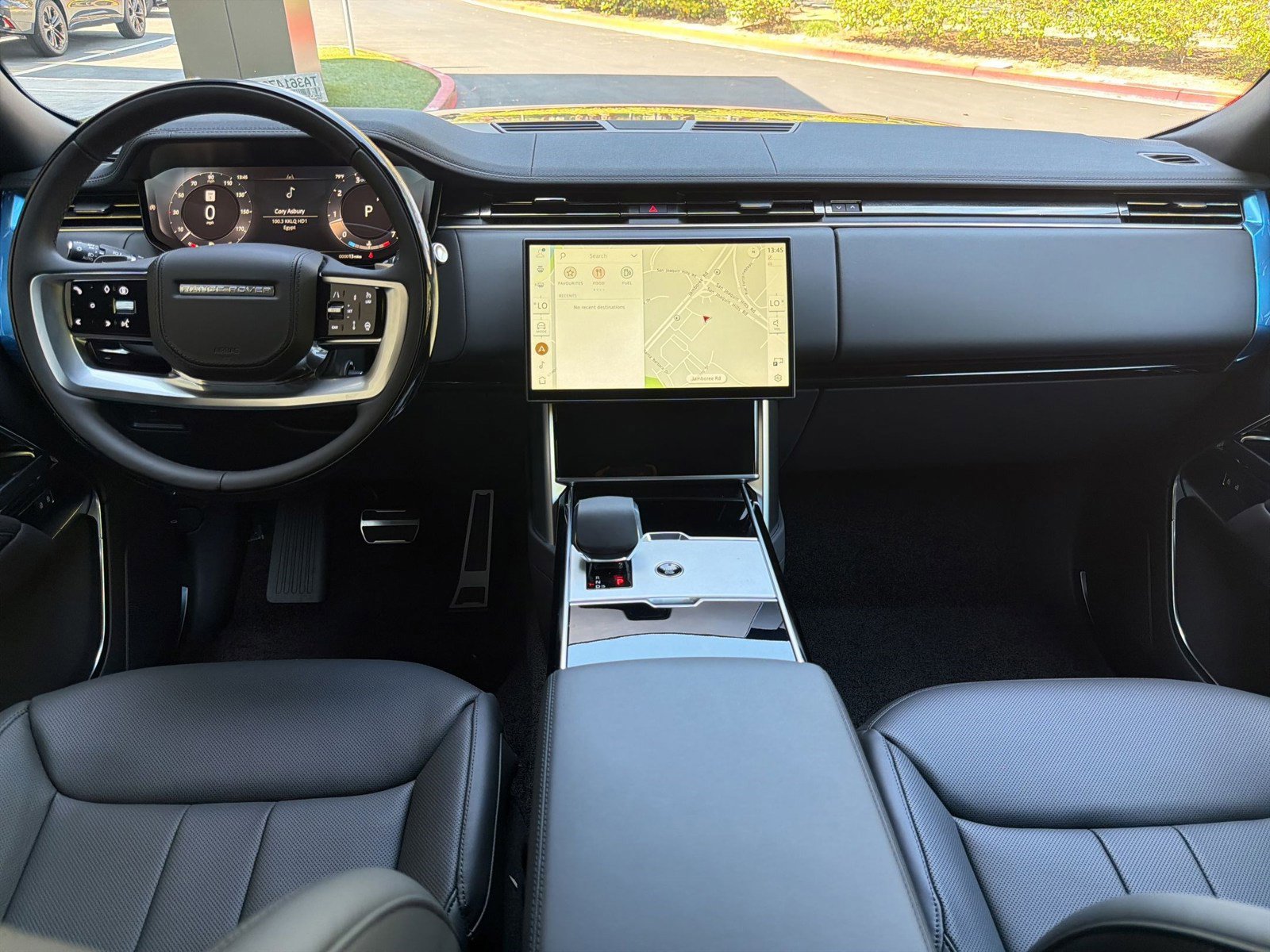 New 2026 Land Rover Range Rover SE image 16