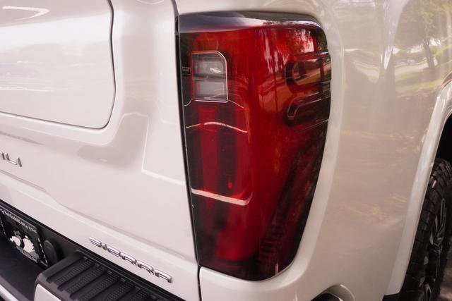 Used 2024 GMC Sierra 2500 Denali Ultimate w/ Max Trailering Package AWD/4WD image 42