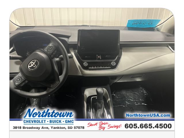 Used 2023 Toyota Corolla LE FWD image 12