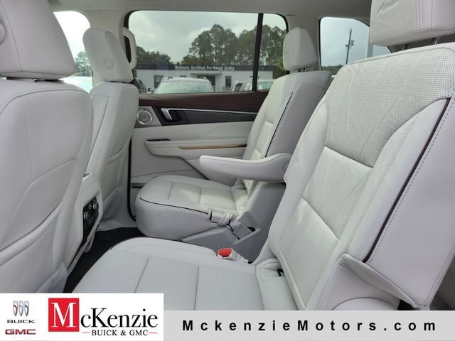 New 2026 Buick Enclave Avenir w/ Super Cruise Package FWD image 20