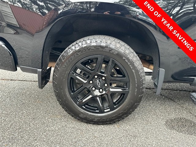 Used 2024 Chevrolet Silverado 1500 High Country w/ Midnight Edition image 17