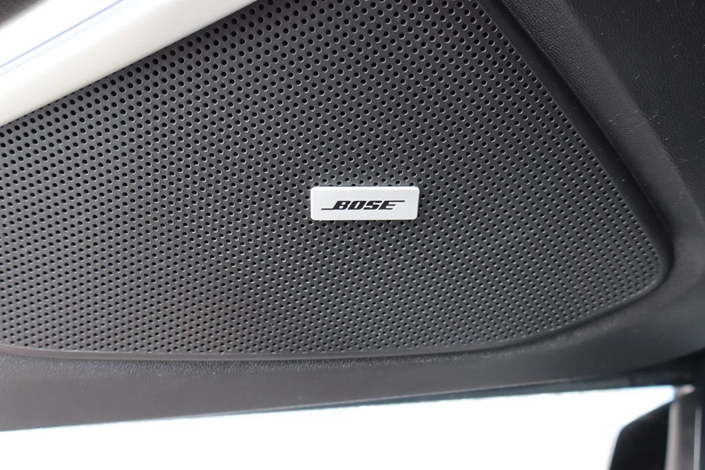 Used 2022 Chevrolet Camaro ZL1 RWD image 19