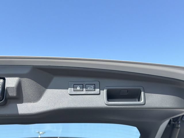 New 2026 Subaru Outback Limited AWD/4WD image 15