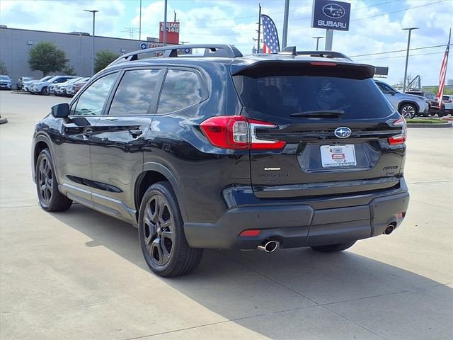 Certified 2023 Subaru Ascent Onyx Edition Limited AWD/4WD image 2