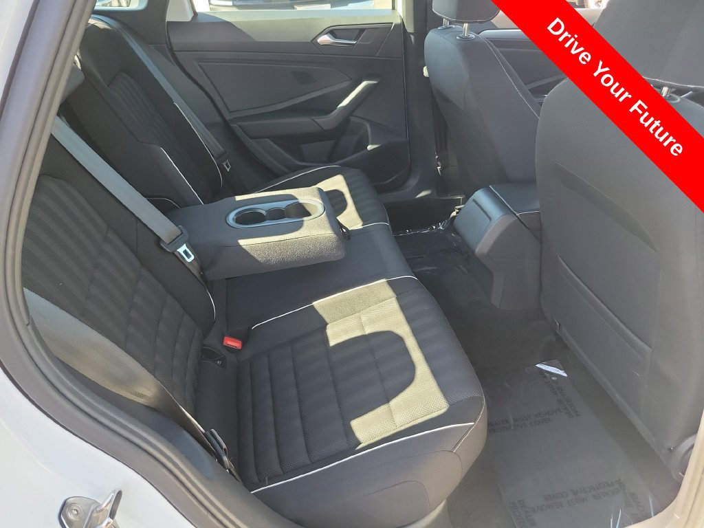 Used 2024 Volkswagen Jetta Sport FWD image 19