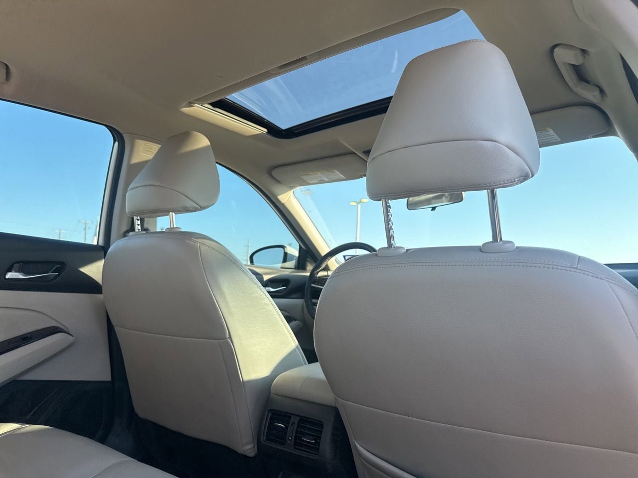 Certified 2023 Nissan Altima 2.5 SL FWD image 29