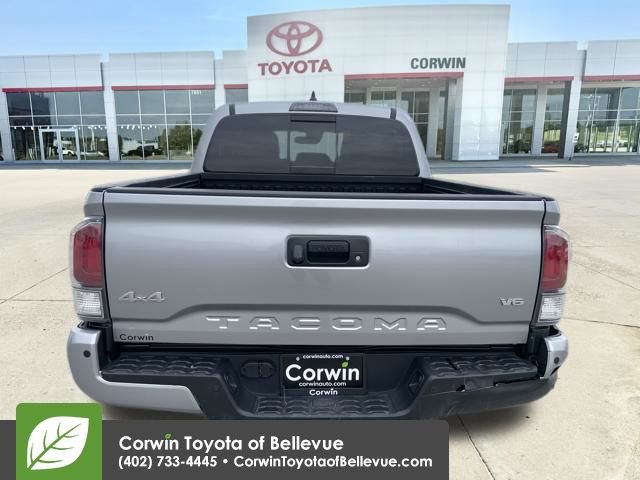 Used 2021 Toyota Tacoma Limited image 4