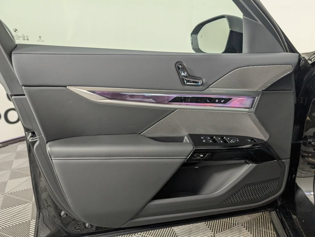 New 2026 BMW 740i xDrive AWD/4WD image 16