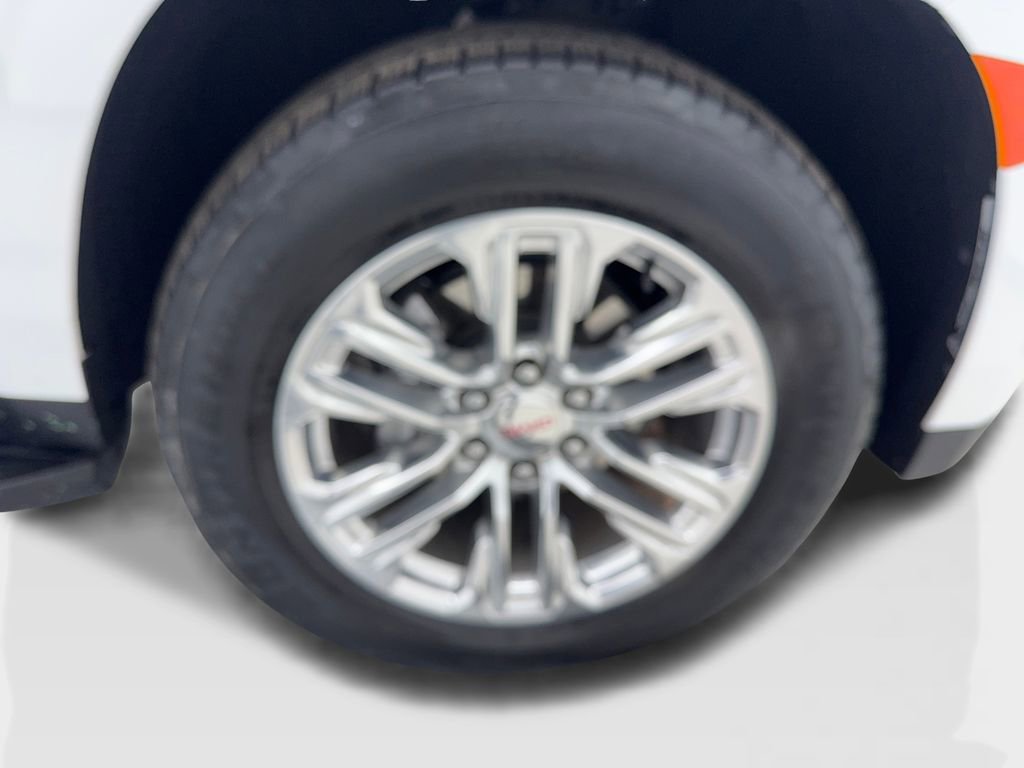 Used 2024 GMC Yukon SLT image 88