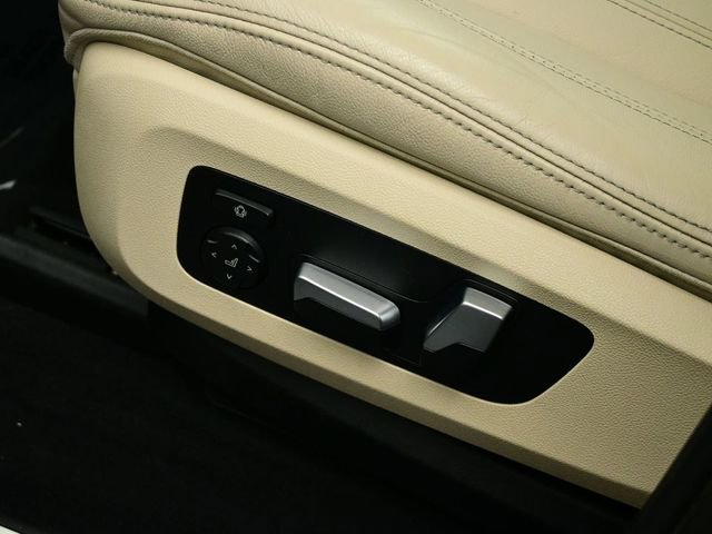 Used 2021 BMW X7 xDrive40i w/ Premium Package image 54