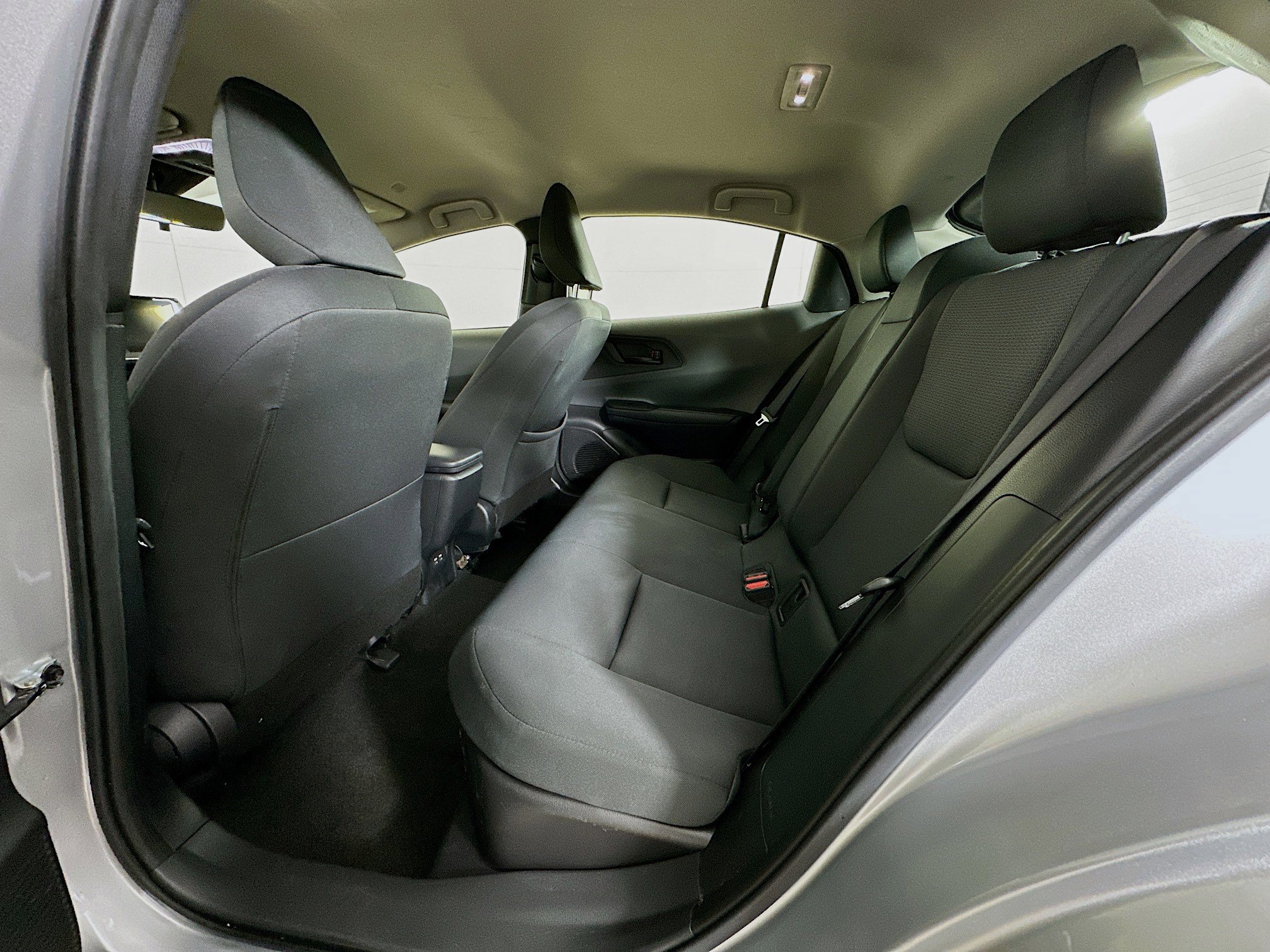 Used 2024 Toyota Prius LE image 26