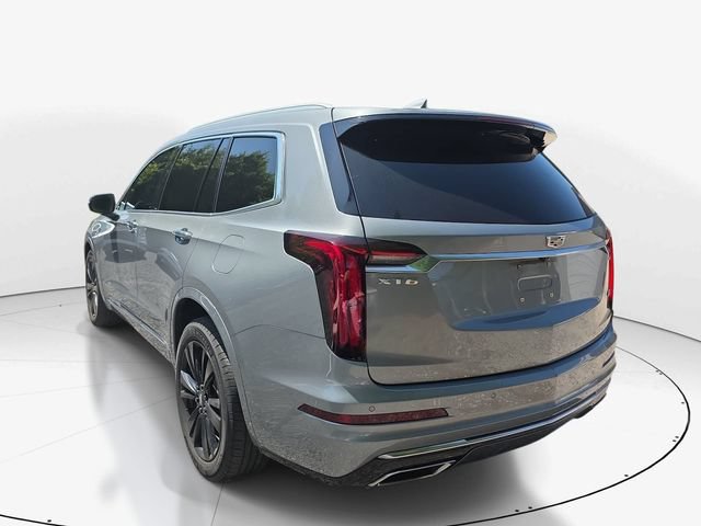 Used 2023 Cadillac XT6 Premium Luxury w/ LPO, Floor Liner Package FWD image 8