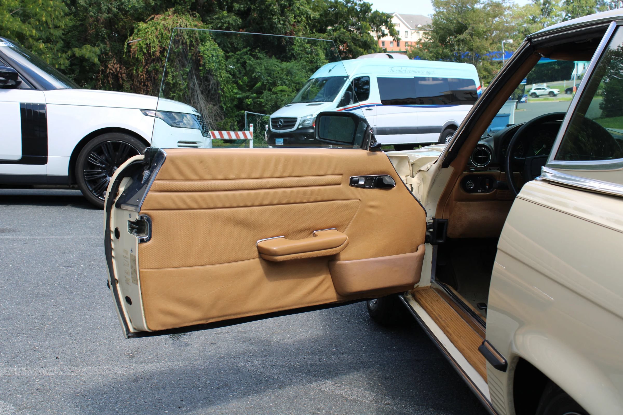 Used 1987 Mercedes-Benz 560 SL image 18