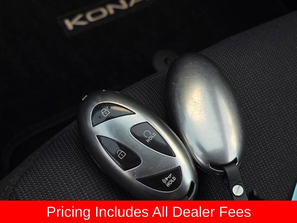 Used 2024 Hyundai Kona SEL FWD image 19