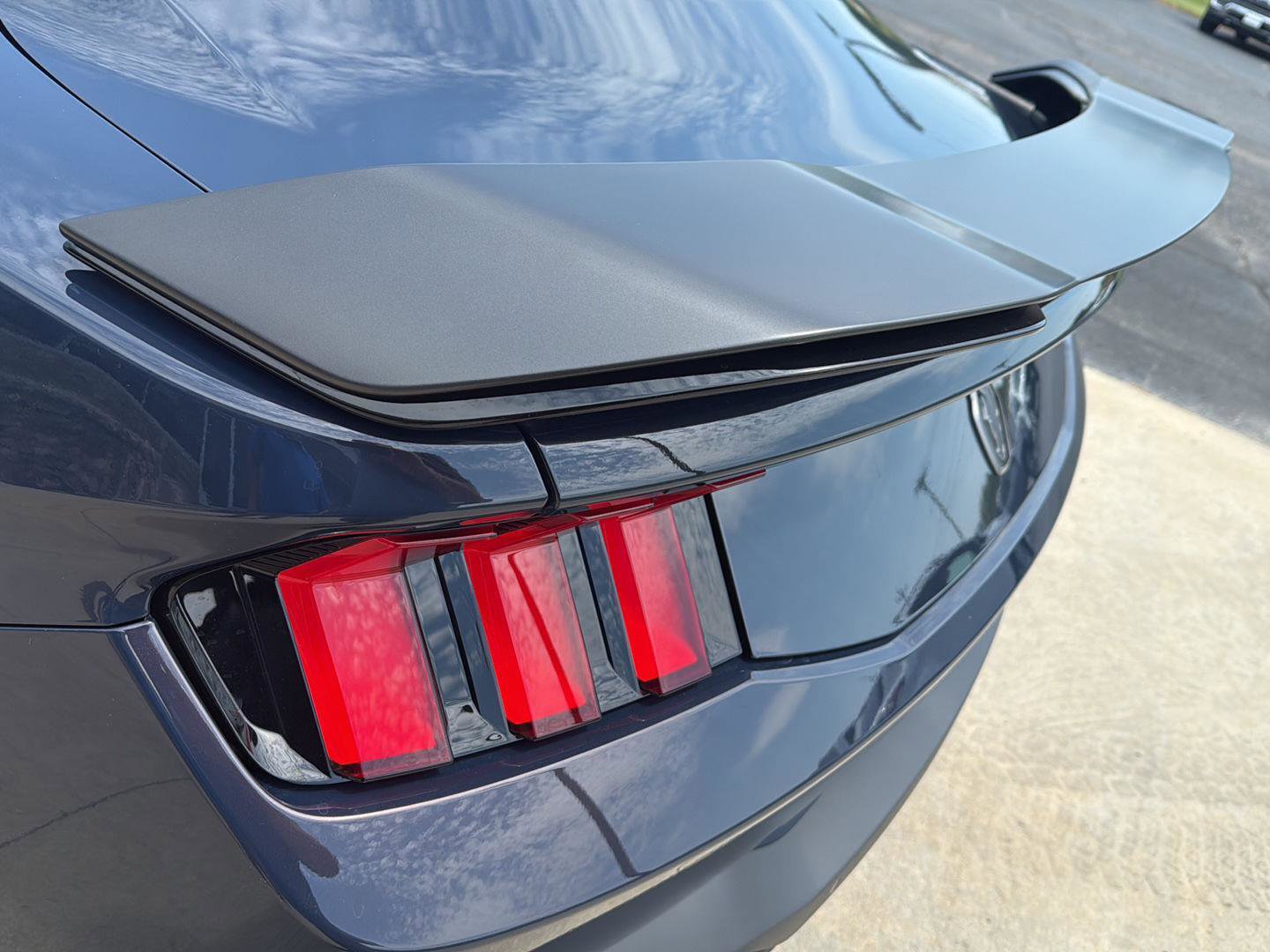 New 2025 Ford Mustang Dark Horse image 39