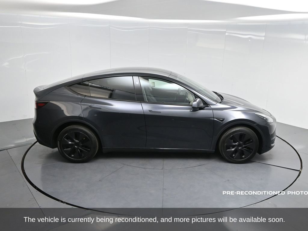 Used 2025 Tesla Model Y Long Range image 62