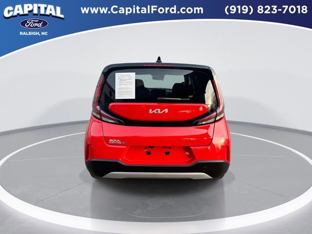 Used 2025 Kia Soul LX w/ LX Technology Package image 7