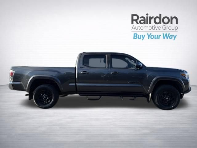 Used 2021 Toyota Tacoma SR5 AWD/4WD image 8
