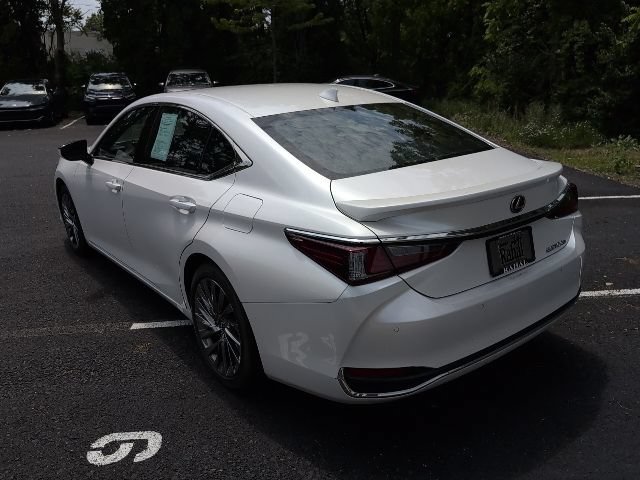 Used 2024 Lexus ES 300h w/ Technology Package FWD image 9