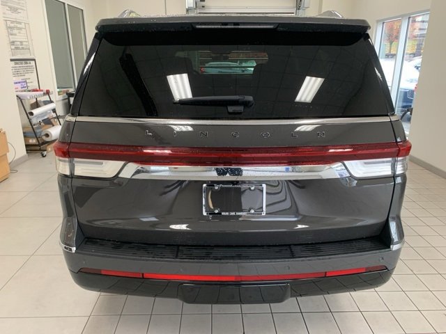 Used 2024 Lincoln Navigator L Black Label image 5