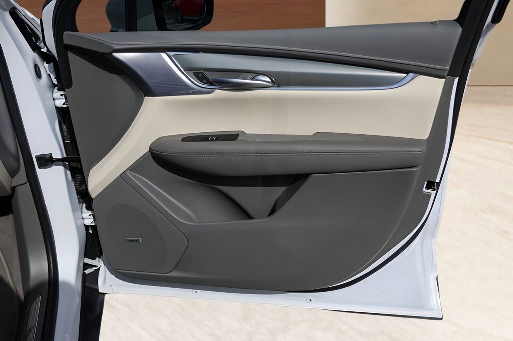Certified 2024 Cadillac XT5 Premium Luxury w/ Technology Package FWD image 30