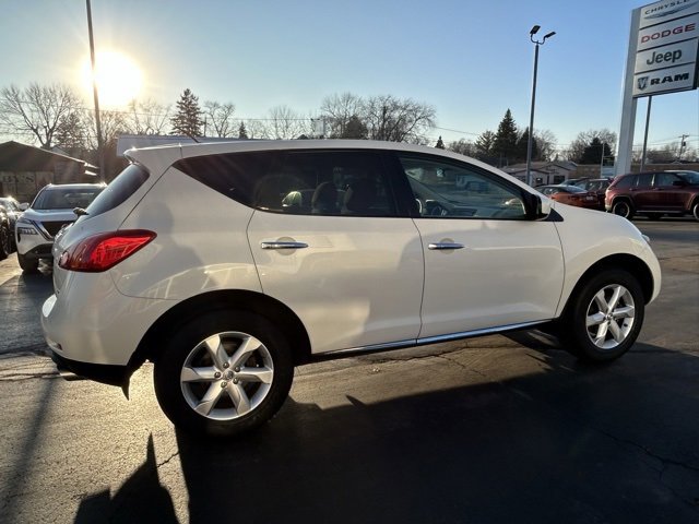 Used 2010 Nissan Murano S image 9