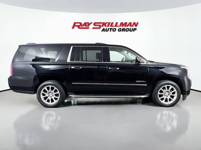 Used 2020 GMC Yukon XL Denali AWD/4WD image 8