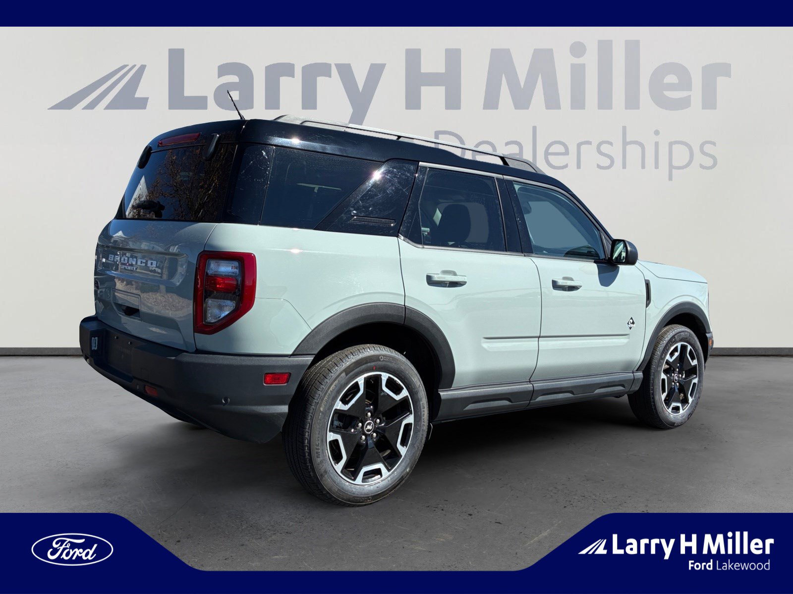 Used 2021 Ford Bronco Sport Outer Banks image 5