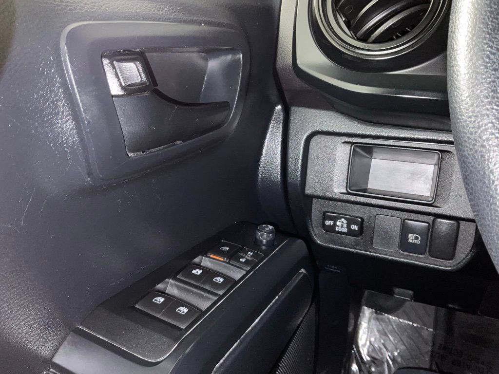 Used 2019 Toyota Tacoma SR w/ SR Convenience Package RWD image 19