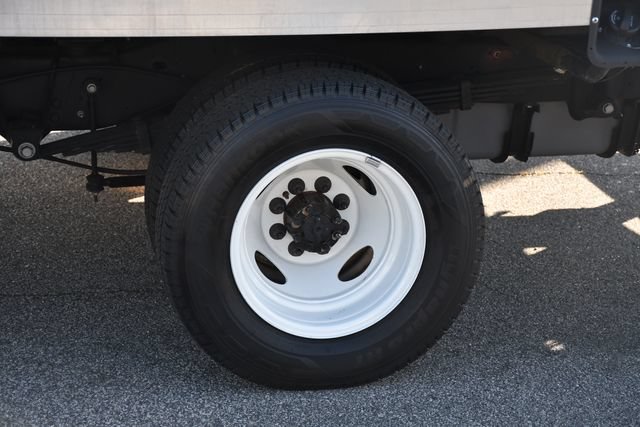 Used 2023 Ford E-450 and Econoline 450 Super Duty w/ Power Windows & Locks Group RWD image 13