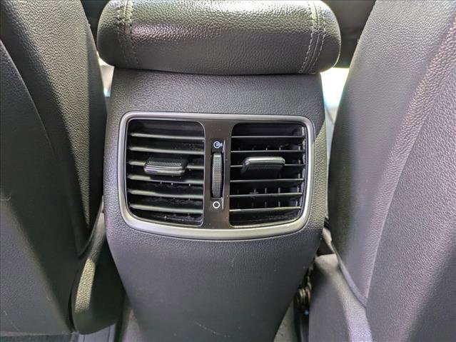 Used 2016 Hyundai Tucson Limited w/ Option Group 03 FWD image 18