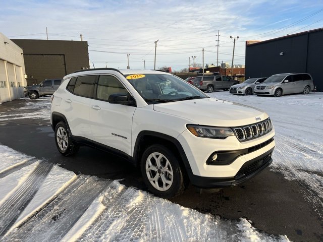 Used 2025 Jeep Compass Latitude