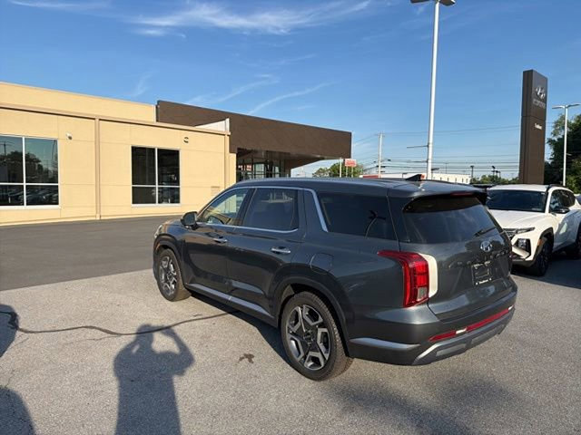 Used 2023 Hyundai Palisade SEL AWD/4WD image 4