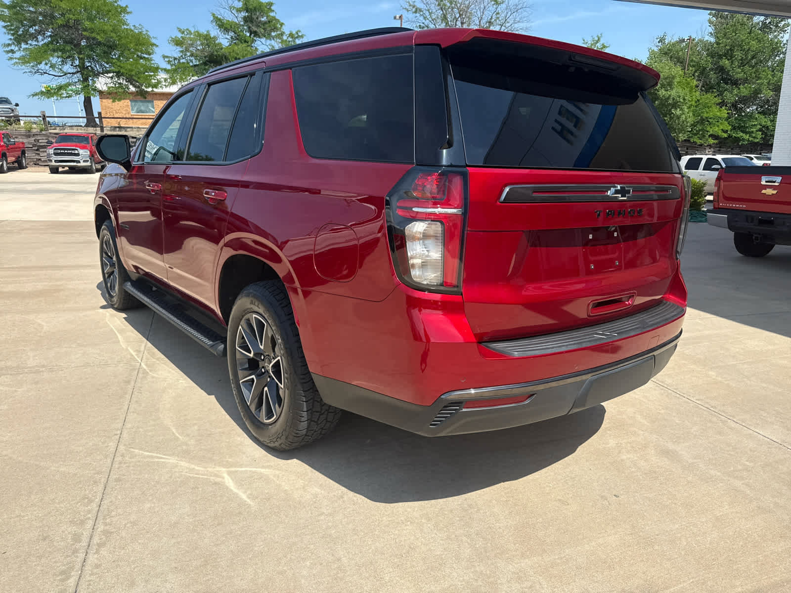 Used 2021 Chevrolet Tahoe Z71 image 10