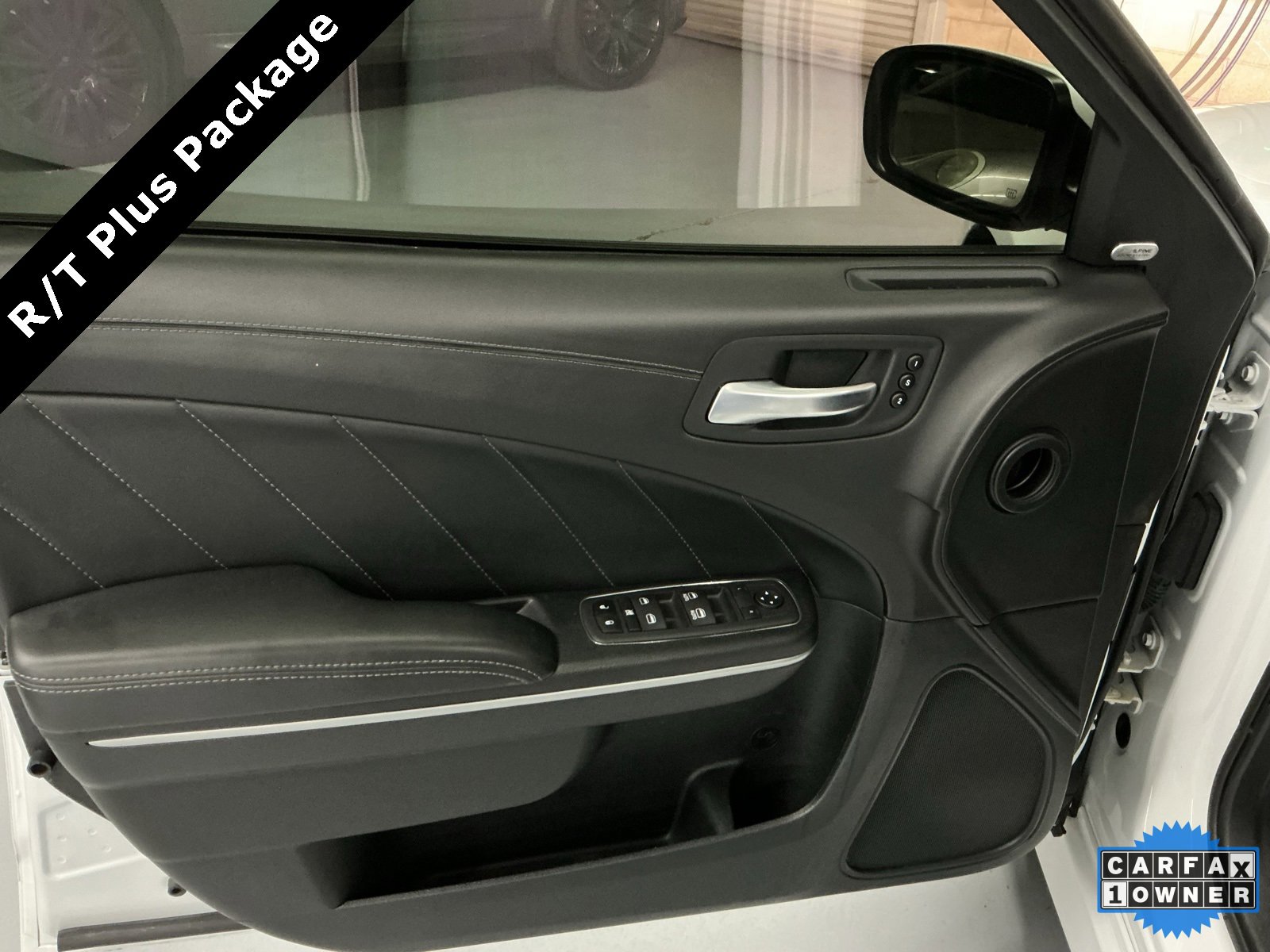 Used 2022 Dodge Charger R/T w/ Plus Group image 17